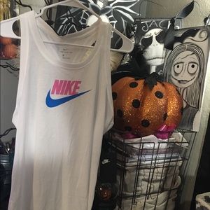NIKE BRAND WOMANS TANK!!